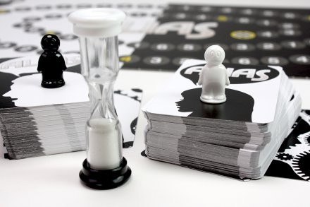 Gra Alias kobiety vs. mężczyźni Tactic Gra Alias kobiety vs. mężczyźni Tactic