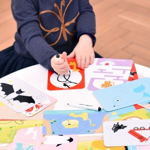 Zestaw edukacyjny Zwierzątka Zabawy kreatywne z pisakiem zmazywakiem CzuCzu Zestaw edukacyjny Zwierzątka Zabawy kreatywne z pisakiem zmazywakiem CzuCzu