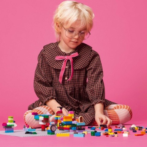 Klocki Classic 11024 Szara płytka konstrukcyjna LEGO Klocki Classic 11024 Szara płytka konstrukcyjna LEGO