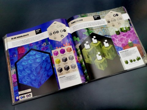 Książeczka Minecraft. Blokopedia. Wydanie zaktualizowane Harper Collins Książeczka Minecraft. Blokopedia. Wydanie zaktualizowane Harper Collins