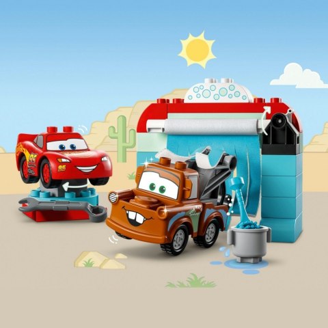 Klocki DUPLO 10996 Disney and Pixars Cars Zygzak McQueen i Złomek - myjnia LEGO Klocki DUPLO 10996 Disney and Pixars Cars Zygzak McQueen i Złomek - myjnia LEGO