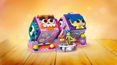 Klocki Disney Classic 43248 W głowie się nie mieści 2 - kostki z emocjami LEGO Klocki Disney Classic 43248 W głowie się nie mieści 2 - kostki z emocjami LEGO