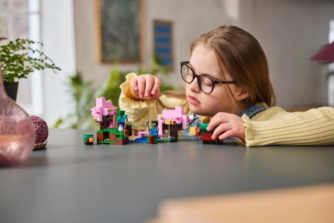 Klocki Minecraft 21260 Wiśniowy ogród LEGO Klocki Minecraft 21260 Wiśniowy ogród LEGO