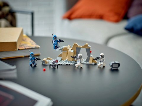 Klocki Star Wars 75373 Zasadzka na Mandalorze - zestaw bitewny LEGO Klocki Star Wars 75373 Zasadzka na Mandalorze - zestaw bitewny LEGO