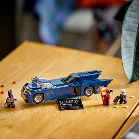 Klocki Super Heroes 76274 Batman z batmobilem kontra Harley Quinn i Mr. Freeze LEGO Klocki Super Heroes 76274 Batman z batmobilem kontra Harley Quinn i Mr. Freeze LEGO
