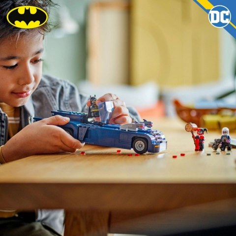 Klocki Super Heroes 76274 Batman z batmobilem kontra Harley Quinn i Mr. Freeze LEGO Klocki Super Heroes 76274 Batman z batmobilem kontra Harley Quinn i Mr. Freeze LEGO