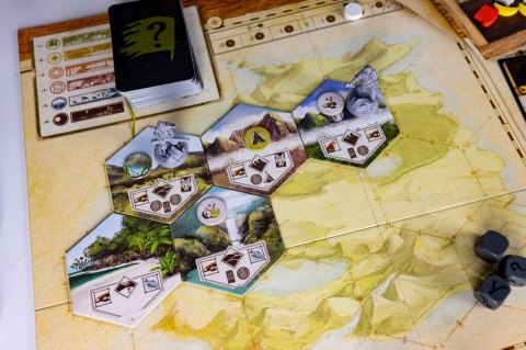 Gra Robinson Crusoe: Edycja Kolekcjonerska Portal Games Gra Robinson Crusoe: Edycja Kolekcjonerska Portal Games