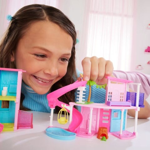 *Barbie Barbieland Mini Domek i lalka Mattel *Barbie Barbieland Mini Domek i lalka Mattel
