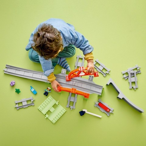 Klocki DUPLO 10426 Most i tory kolejowe - zestaw rozszerzający LEGO Klocki DUPLO 10426 Most i tory kolejowe - zestaw rozszerzający LEGO