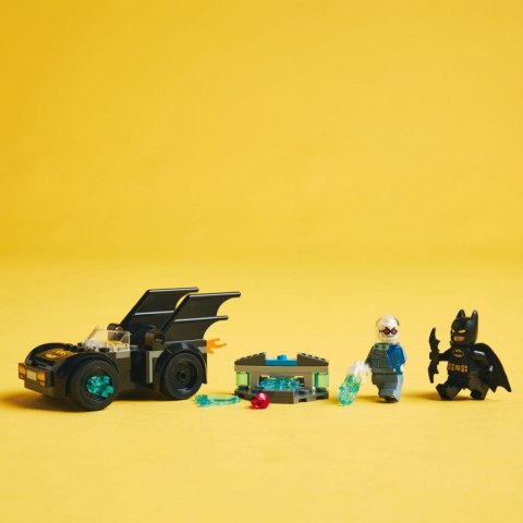 Klocki Super Heroes 76301 Batman i Batmobil kontra Mr. Freeze LEGO Klocki Super Heroes 76301 Batman i Batmobil kontra Mr. Freeze LEGO