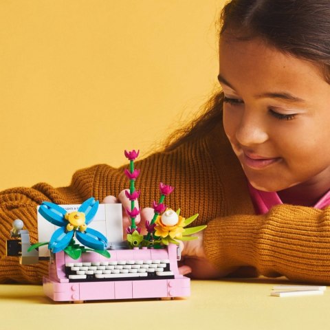 Klocki Creator 31169 Maszyna do pisania z kwiatami LEGO Klocki Creator 31169 Maszyna do pisania z kwiatami LEGO