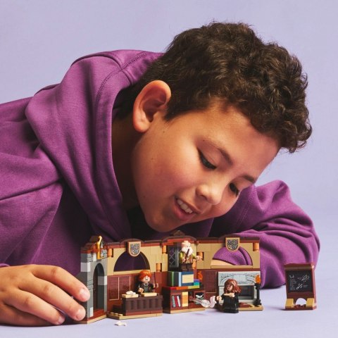 Klocki Harry Potter 76442 Zamek Hogwart: Zajęcia z zaklęć i uroków LEGO Klocki Harry Potter 76442 Zamek Hogwart: Zajęcia z zaklęć i uroków LEGO