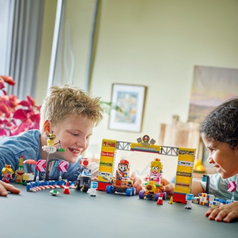 Klocki Super Mario 72036 Mario Kart - Zestaw Baby Peach i Grand Prix LEGO Klocki Super Mario 72036 Mario Kart - Zestaw Baby Peach i Grand Prix LEGO