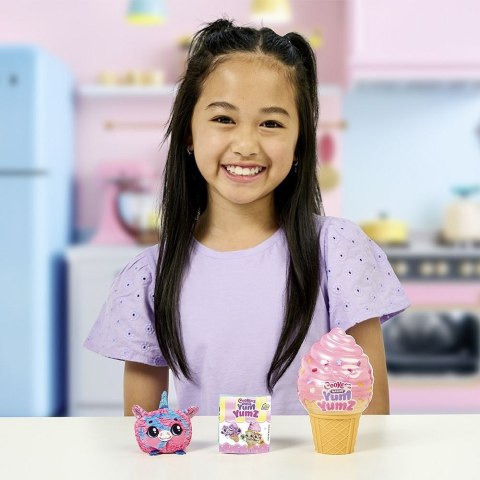 Maskotka Cookeez Makery Yum Yummz - Rożek display 18 sztuk Cobi Maskotka Cookeez Makery Yum Yummz - Rożek display 18 sztuk Cobi