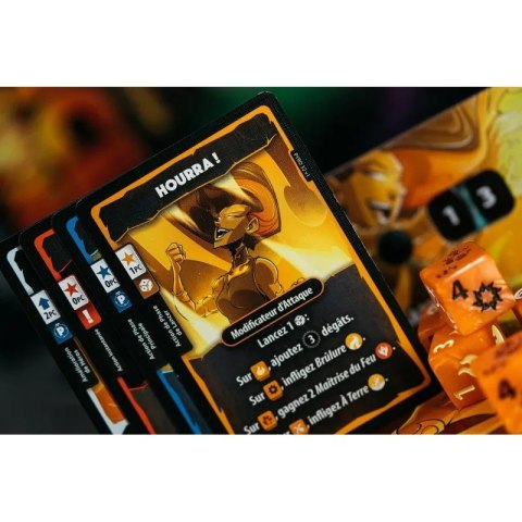 Gra Dice Throne Starcie 3 Piromantka vs. Mroczny złodziej Lucky Duck Games Gra Dice Throne Starcie 3 Piromantka vs. Mroczny złodziej Lucky Duck Games