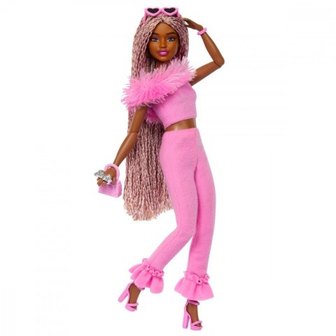 Lalka Barbie Deluxe Style 4 Różowy komplet z futerkiem Mattel