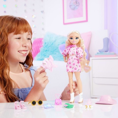 Lalka Barbie Dream Besties Malibu Festiwalowe stylizacje Mattel