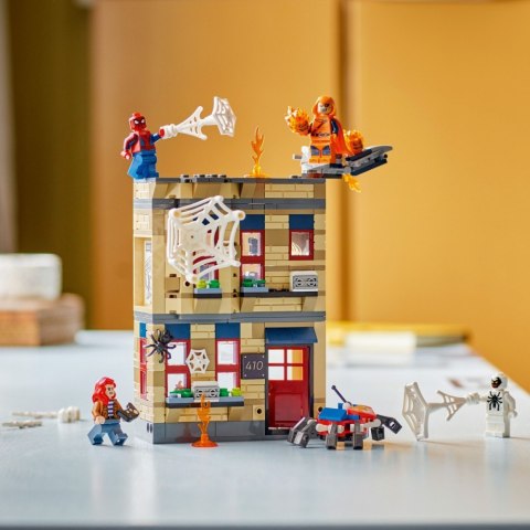 Klocki Super Heroes 76317 Mieszkanie Petera Parkera LEGO