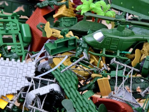 JOKOMISIADA Duży zestaw Wojsko żołnierzyki czołgi broń ZA2672