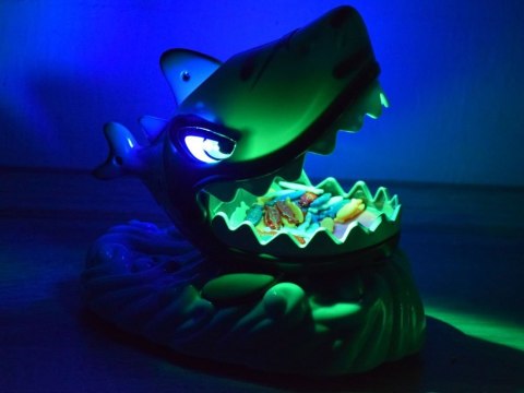 JOKOMISIADA Interaktywna Gra SZALONY REKIN zjadacz ryb GR0323