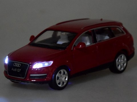 JOKOMISIADA Auto Suv Audi Q7 1:32 metalowe autko ZA3748