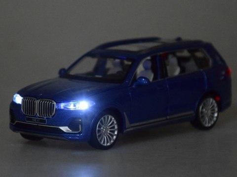 JOKOMISIADA Auto Suv BMW X7 1:32 metalowe autko model dźwięki światła ZA3756
