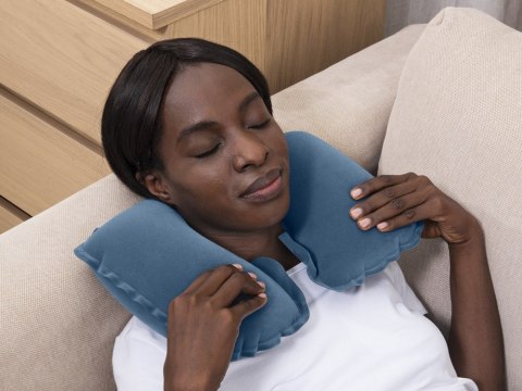 Bestway Bestway dmuchana poduszka podróżna rogal 67006