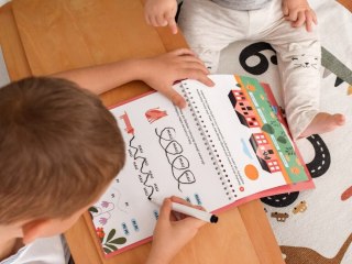 Kapitan Nauka Kapitan Nauka Bazgraki piszą i czytają 3-6 lat KS0664