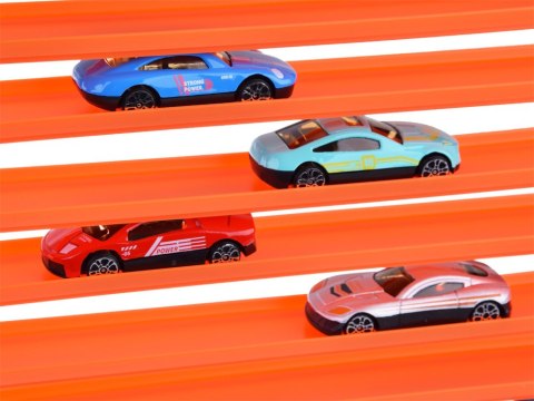 JOKOMISIADA Garaż parking dla autek tor pętla 2w1 resoraki resorówki 8 szt ZA4699