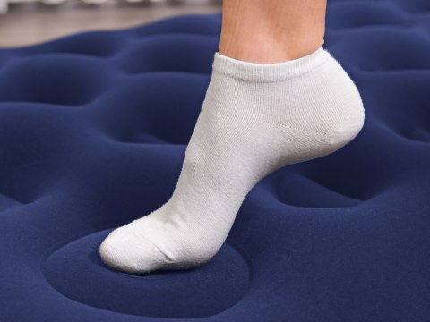 Bestway Bestway Materac kempingowy 1-os. 150kg 188x99cm - wbudowana pompka 67224