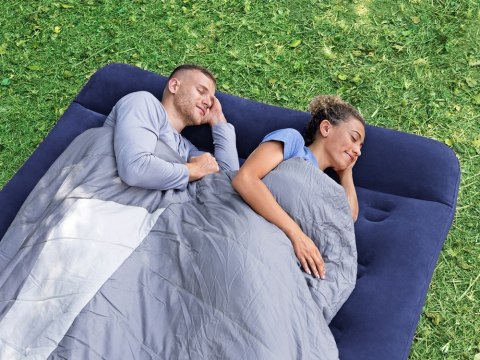 Bestway Bestway Materac kempingowy 2-os. 203x152cm - wbudowana pompka nożna 67226