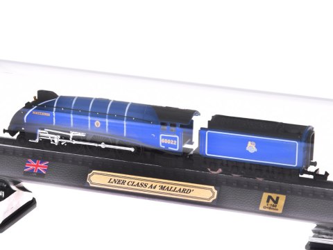 JOKOMISIADA Lokomotywa Model kolekcjonerski ﻿LNER CLASS A4 MALLARD RC0646