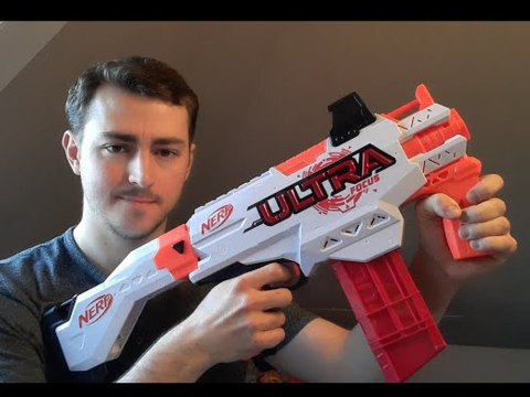Hasbro Zestaw Wielki Pistolet automat Nerf Ultra Focus + naboje styropian ZA5182