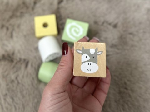 JOKOMISIADA Miętowa Drewniana Kolejka Lokomotywa z Wagonami i Klockami 23 ele ZA5262