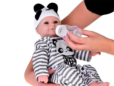 JOKOMISIADA Urocza miękka Lalka Chłopiec 45cm jak żywa ubrana kombinezon Panda ZA5358