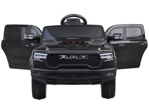 JOKOMISIADA Auto na akumulator elektryczne RAM pickup dla dziecka 4x4 + pilot PA0322