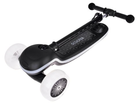 JOKOMISIADA Balansowa hulajnoga SCOOTER 3-kołowa KOLOROWE ŚWIATEŁKA i MUZYKA SP0812