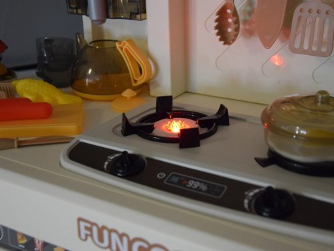 JOKOMISIADA Interaktywna beżowa kuchnia dla dzieci + efekty: światło dźwięk para ZA5766