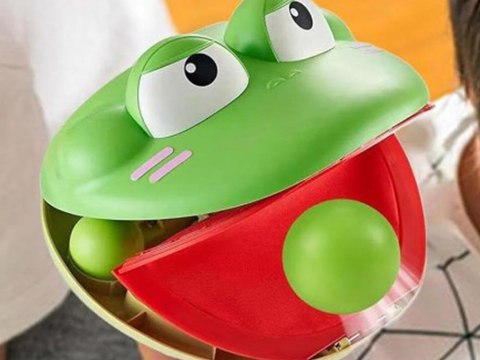 JOKOMISIADA Zestaw sportowy - gra zręcznościowa Wyrzutnia ŻABA + 4 piłki ZA5604