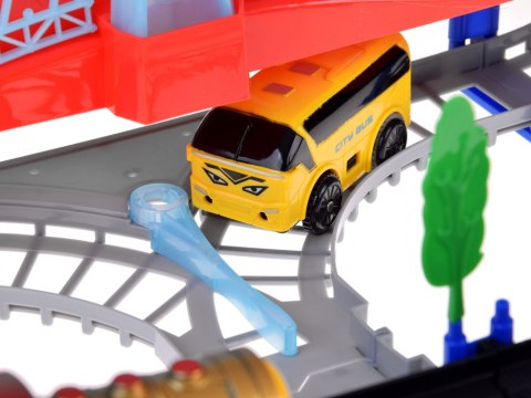 JOKOMISIADA Kolejka Elektryczna 2w1 Lokomotywa z Wagonami + Tor i Autobus ZA5886