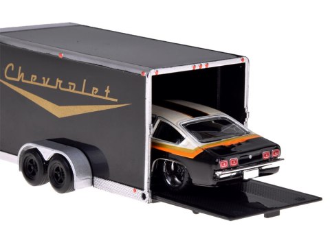 JOKOMISIADA Maisto Licencjonowane auta metalowe Chevrolet Nomad 1955 i Vega 1971 ZA5863