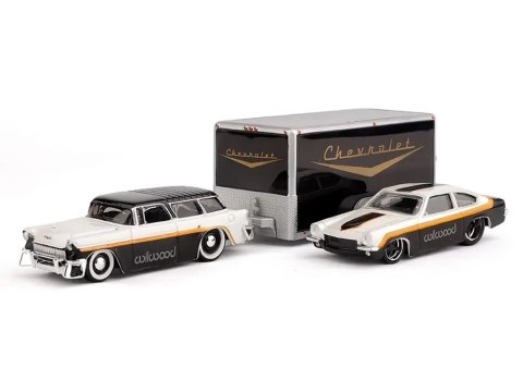 JOKOMISIADA Maisto Licencjonowane auta metalowe Chevrolet Nomad 1955 i Vega 1971 ZA5863