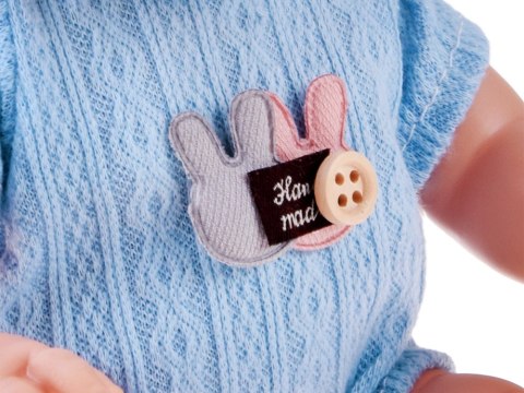 JOKOMISIADA Urocza lalka BOBAS 26 cm - lekka i ruchoma w śpioszkach z czapeczką ZA5831