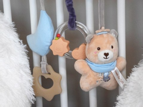 JOKOMISIADA Zawieszka do łóżeczka z Miś Gryzak Grzechotka Prezent dla noworodka ZA5878