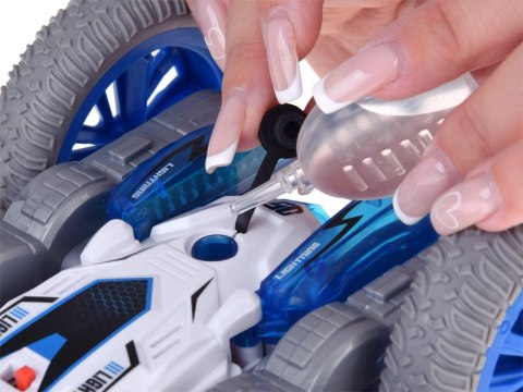 JOKOMISIADA Zdalnie sterowane SUPER SZYBKIE auto STUNT - para wodna i światło RC0729