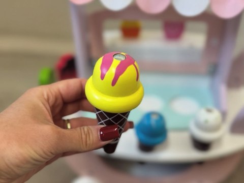 JOKOMISIADA Słodka LODZIARNIA drewniana dla dzieci na kółkach + zestaw do lodów ZA5946