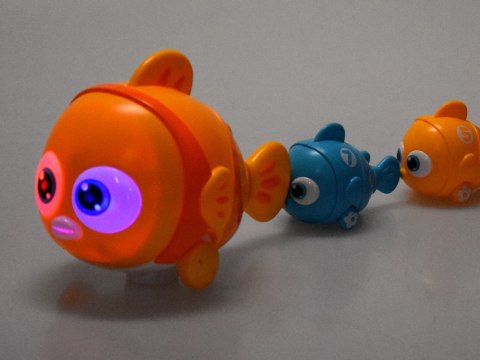 JOKOMISIADA Zestaw Interaktywna RODZINA RYBEK + wędka i łowienie na magnes ZA6016