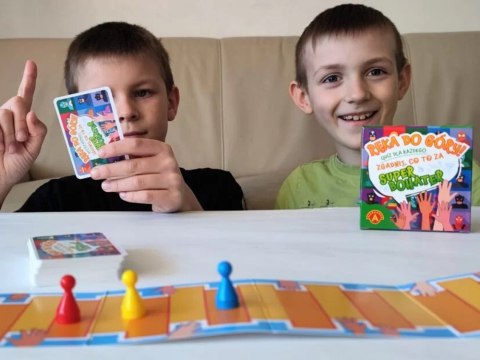 Alexander Alexander Kieszonkowa gra planszowa Quiz Ręka do góry! Zgadnij co to za Superbohater GR0810