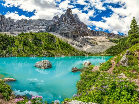 Castorland Puzzle 2000-elementów Lake Sorapis, Alps, Italy C-201006-2