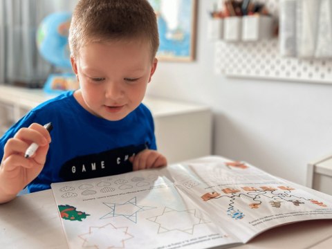 Kapitan Nauka Kapitan Nauka Bazgraki. W przedszkolu KS1199